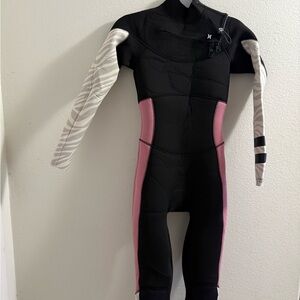 Hurley Women's Black Wetsuit with Pink & White Accents